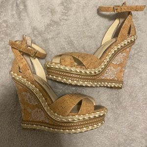 Jessica Simpson wedges !
